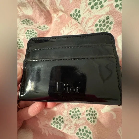 Dior Diva Beauty VIP Gift - Wallet / Card Holder, Vinyl Black - Picture 2 of 5